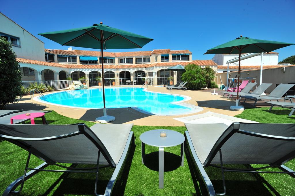 Hotel Restaurant Le Grand Large - Face A La Plage - Ile De Re Rivedoux-Plage Zewnętrze zdjęcie